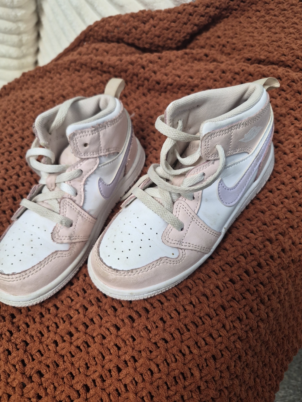 Nike Air Jordan 1 Mid TD Pink Wash Violet Frost White Sneakers